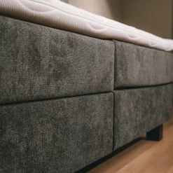 Bed Bilbao Donkergrijs - 160x200 cm